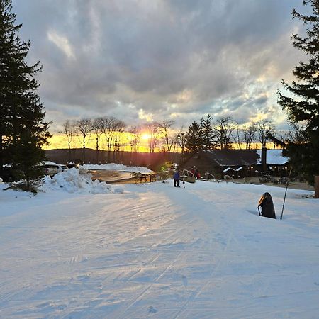 Sunset Cottage Motel Ligonier Exteriér fotografie
